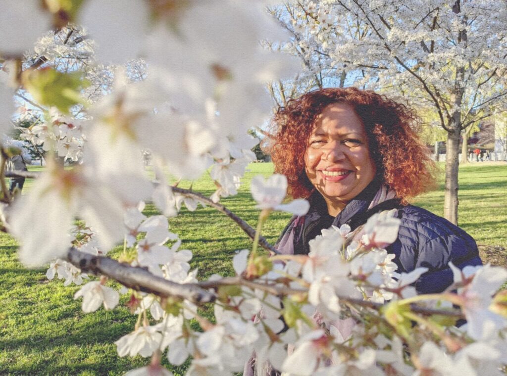 LUZMELY REYES: “TENGO UNA VIDA ESPIRITUAL QUE INTENTO CULTIVAR”