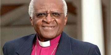 Desmond Tutu (1931)