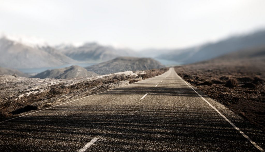 POR LA RUTA DE LA INICIACIÓN