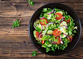 SIETE HÁBITOS SALUDABLES QUE BENEFICIAN TU ALIMENTACIÓN