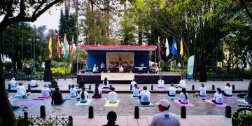 EL YOGA ACTIVÓ SUS CIRCUITOS DE LUZ