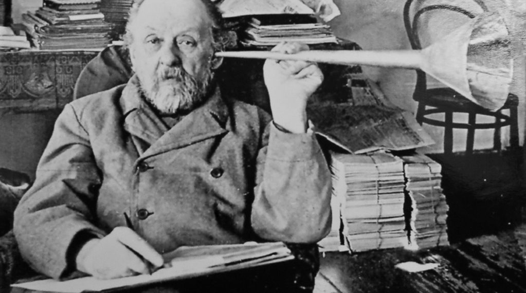 Padre de la astronáutica | Konstantín Tsiolkovski (1857-1935)
