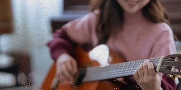 QUIEN CANTA SU MAL ESPANTA
