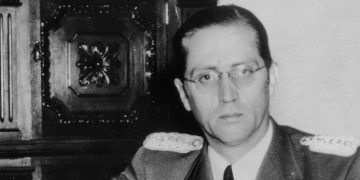 En busca de la democracia | Carlos Delgado Chalbaud (1909-1950)