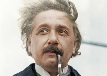 La física, masa y energía | Albert Einstein (1879-1955)