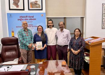EVD RECIBE AVAL OFICIAL DEL YOGA CERTIFICATION BOARD