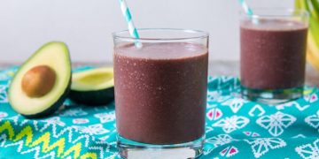 JUGO DE AGUACATE Y MORA