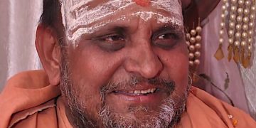 SHANKARACHARYA DIVYANAND: GUARDIÁN DEL CORAZÓN HUMANO