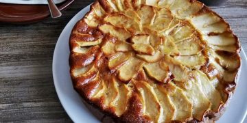 TORTA VOLTEADA DE MANZANA
