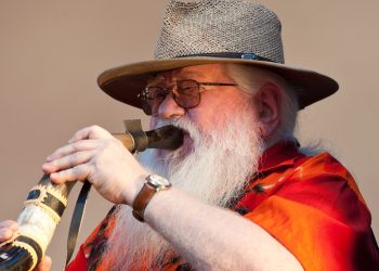 El albino sonoro | Hermeto Pascoal    (1936-)