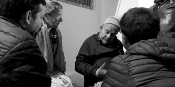 ENCUENTRO CON EL VECINO ETERNO