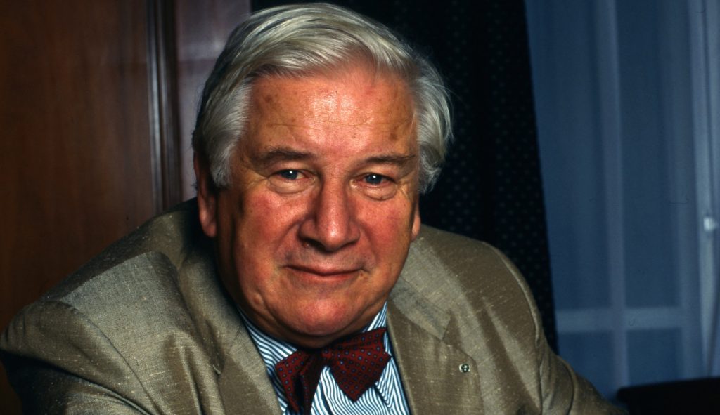 Y con ustedes, el hacedor | Peter Ustinov (1921-2004)