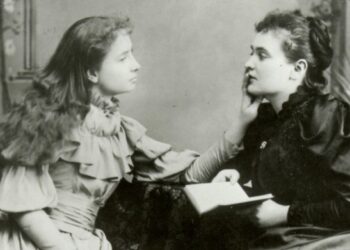 Sin visión ni audición | Helen Keller  (1880-1968)