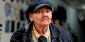 Sombras de la lírica | Isabel de los Ángeles Ruano (1945-)