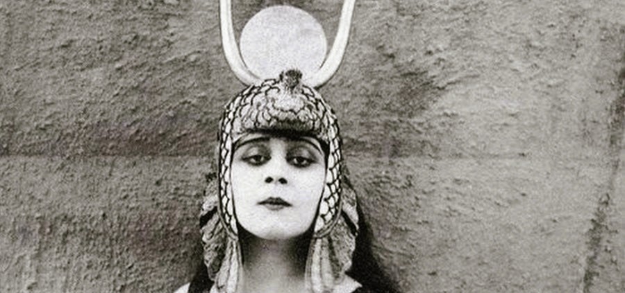 El debut de las vamp | Theda Bara (1885-1955)
