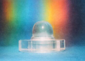SPHATIKA: EL ESPEJO DE SHIVA, LUZ DEL MAHASHIVARATRI