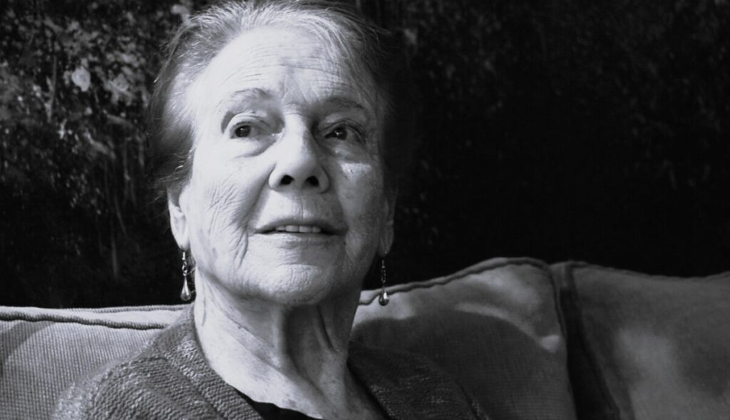 Contra los totalitarismos | Mónica Echeverría (1920-2020)
